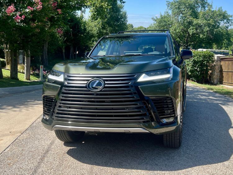 Lexus LX 600