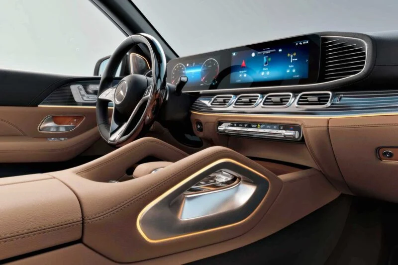 Mercedes-Benz GLS 580 image 3